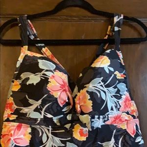 Like new Torrid swim suit top